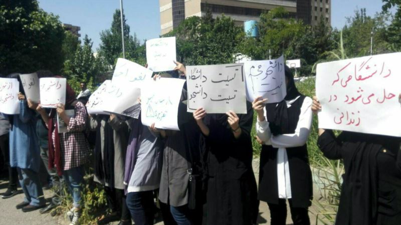 گروهی از دانشجویان در اعتراض به احکام زندان برای دانشجویان معترض در امتحانات شرکت نکردند