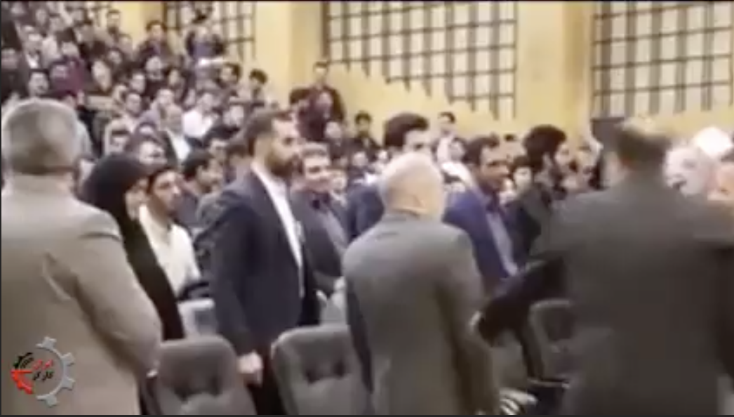 تورم گرانی جواب بده روحانی: شعار دانشجویان دانشگاه علوم پزشکی سمنان قبل از سخنرانی روحانی